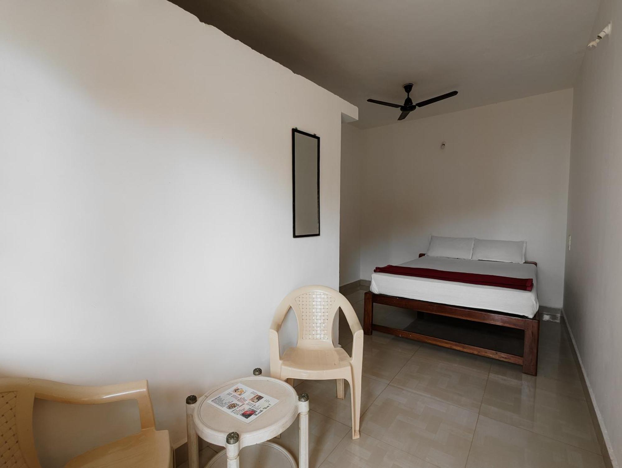 Krishna Guest House Арамболь Экстерьер фото